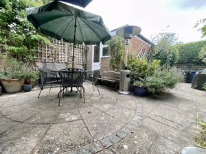 Photo 16- click for photo gallery